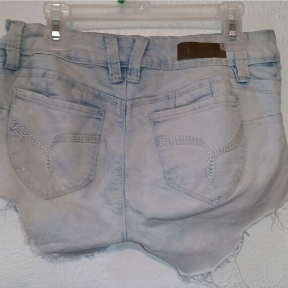 YMI light blue jean cut offs, "wanna better but", size 9 small - Picture 6 of 7